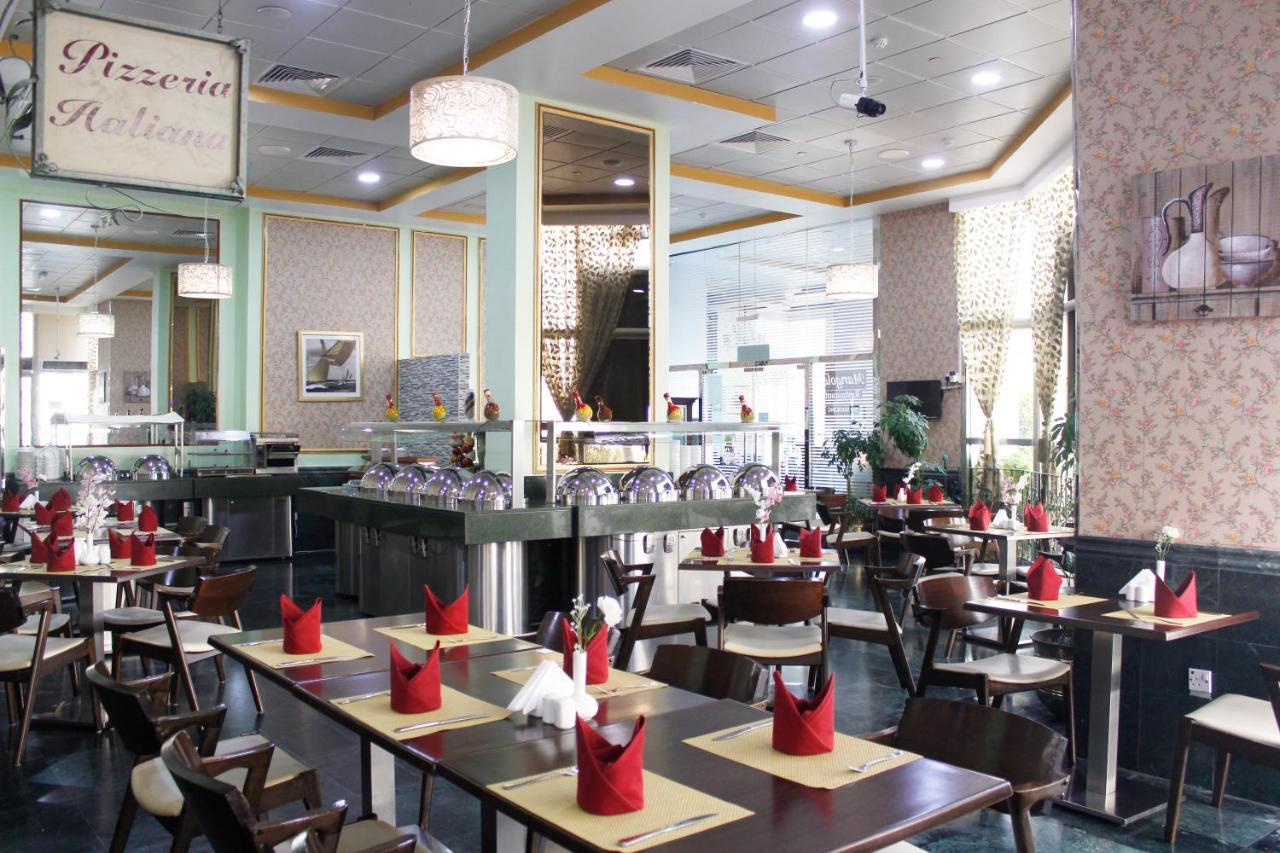 Al Diar Dana Hotel Abu Dhabi Esterno foto