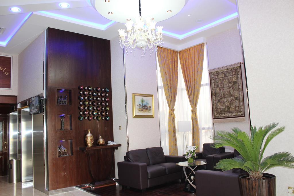 Al Diar Dana Hotel Abu Dhabi Esterno foto